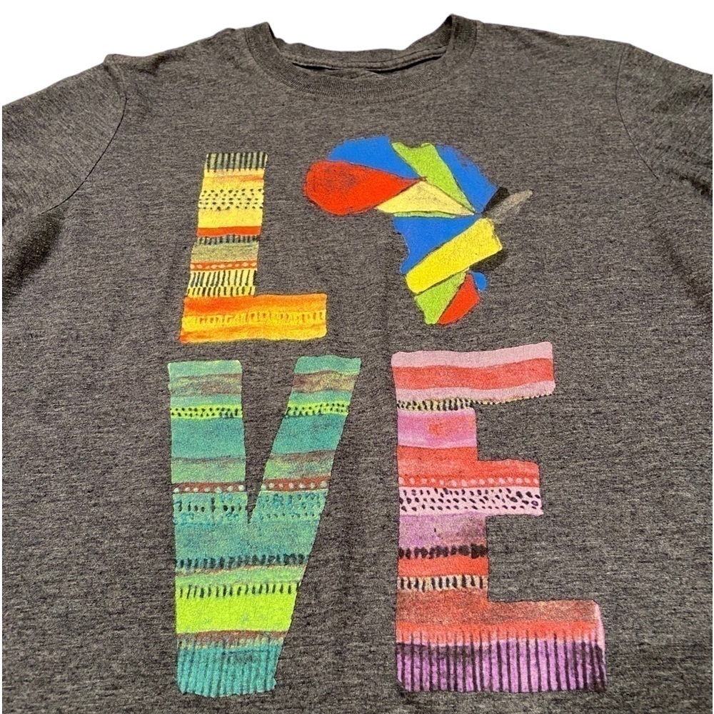 LOVE T-Shirt Size Small. Multi Color - Picture 2 of 7